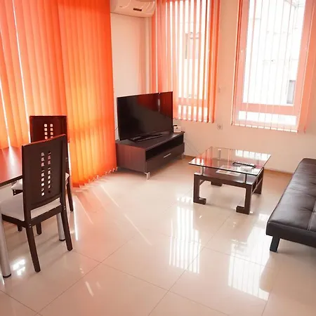 Apartamento Patriarh Evtimiy *